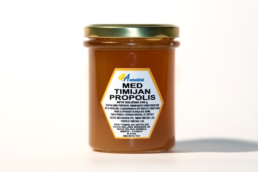 Med s timijanom i propolisom